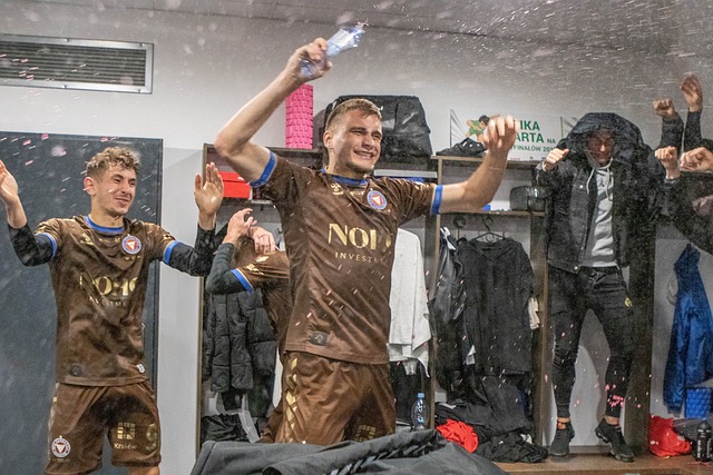 的时刻接连 的时刻接连